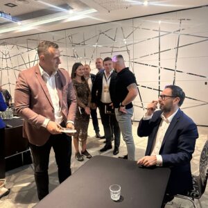 WhatsApp Image 2025-09-29 at 17.01.27(4)